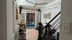 Bán nhà hẻm thông đường Ngô Quyền P5 Q10