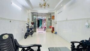 Alternative view of Bán nhà đẹp đường Âu Dương Lân P.Chánh Hưng Q8