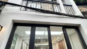 Bán nhà đẹp mới căn góc 3 mặt hẻm 769 Phạm Thế Hiển P4 Q8
