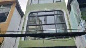 Bán nhà hẻm rộng hơn 3m đường Võ Văn Kiệt P.Cầu Kho Q1