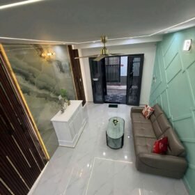 Bán nhà mới lung linh đường Lý Thái Tổ P10 Q10